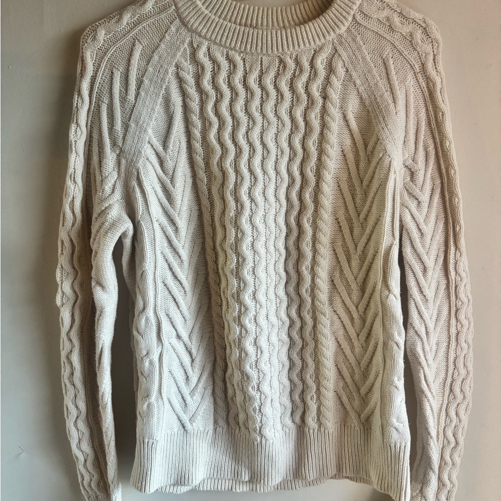GAP Women's Ivory Cable Knit Crewneck Sweater, 100% cotton